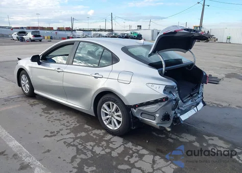 2025 Toyota Camry Le z USA, uszkodzony, nr VIN 4T1DAACK1SU160073